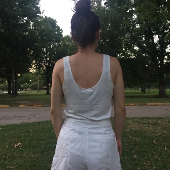 forever 21 white cream basic minimalist top - Picture 2 of 3